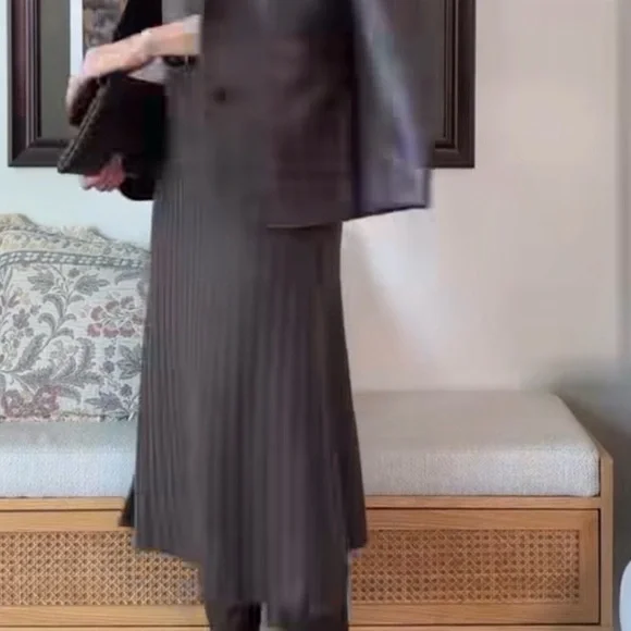Quince Mongolian Cashmere Midi Skirt - Picture 10 of 13